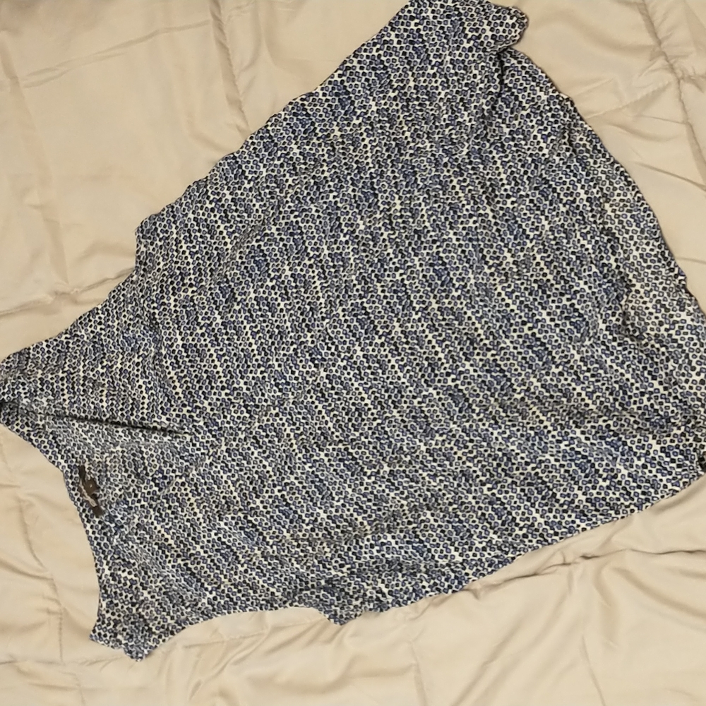 Soiree tank with buttons